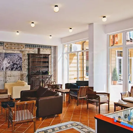 Sunny View - Menada شقة