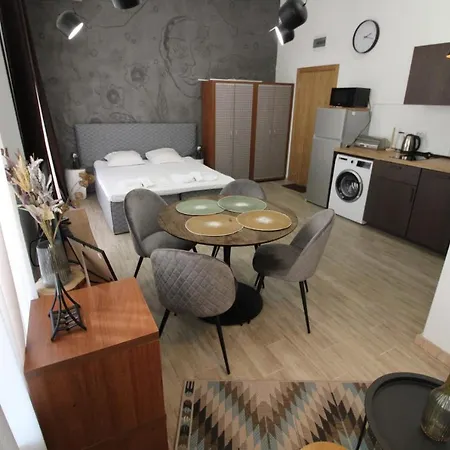 Sunny View - Menada ساني بيتش