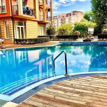 Sunny View - Menada ساني بيتش