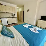 Apartment Sunny View - Menada