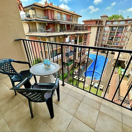 Sunny View - Menada Apartment