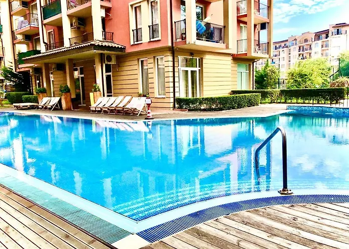 Апартамент Sunny View - Menada